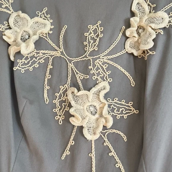 Tatyana Sleeveless, Gray, White Floral Embroidery Crystal Swing Dress - Picture 4 of 8